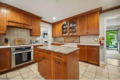 9 Coleridge Rd, Millburn Twp., NJ 07078 - Photo 13