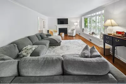 9 Coleridge Rd, Millburn Twp., NJ 07078 - Photo 7