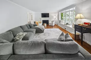 9 Coleridge Rd, Millburn Twp., NJ 07078 - Photo 7