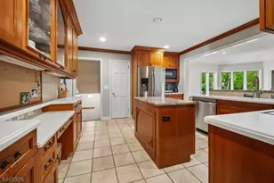 9 Coleridge Rd, Millburn Twp., NJ 07078 - Photo 15