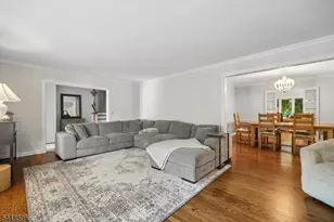 9 Coleridge Rd, Millburn Twp., NJ 07078 - Photo 5