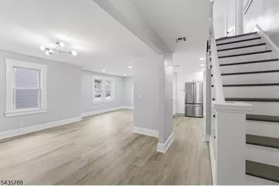 11 Jean Ct, Woodbridge Township, NJ 07095 - Photo 7