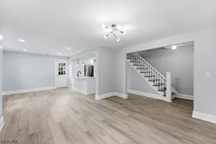 11 Jean Ct, Woodbridge Township, NJ 07095 - Photo 9