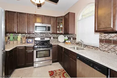 1408 Norwood Way, Hanover Township, NJ 07981 - Photo 11