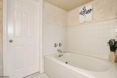 101 Quartz Ln #101, Paterson, NJ 07501 - Photo 15