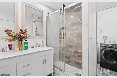 884 Townley Ave, Union Township, NJ 07083 - Photo 9