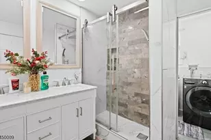 884 Townley Ave, Union Township, NJ 07083 - Photo 9