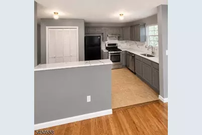 97 William St 1st Fl #2, East Orange, NJ 07017 - Photo 11