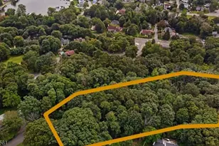 4 Winding Hill Rd, Hopatcong, NJ 07843 - Photo 1