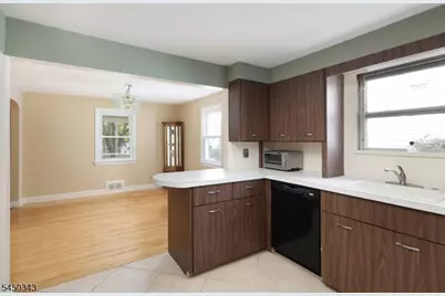 351 Fernwood Ter, Linden, NJ 07036 - Photo 13