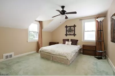 351 Fernwood Ter, Linden, NJ 07036 - Photo 19