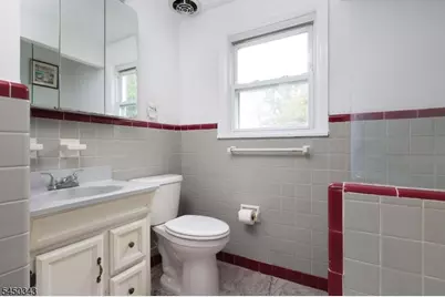 351 Fernwood Ter, Linden, NJ 07036 - Photo 23