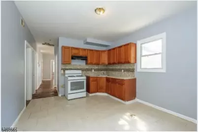 167 Seymour Ave, Newark, NJ 07108 - Photo 3