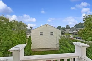 56 Eaton Pl, Bloomfield, NJ 07003 - Photo 37