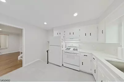 56 Eaton Pl, Bloomfield, NJ 07003 - Photo 23