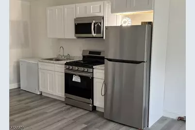 5 Van Wagoner Ave, Clifton, NJ 07013 - Photo 3