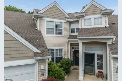424 Homestead Ct, Lopatcong Township, NJ 08886 - Photo 1