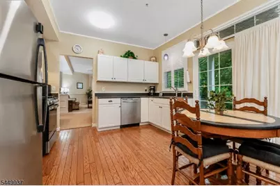 424 Homestead Ct, Lopatcong Township, NJ 08886 - Photo 11