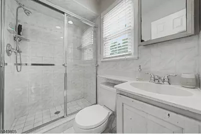 34 Cavell Place, West Caldwell, NJ 07006 - Photo 27