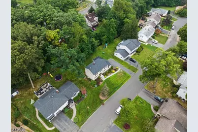 34 Cavell Place, West Caldwell, NJ 07006 - Photo 29