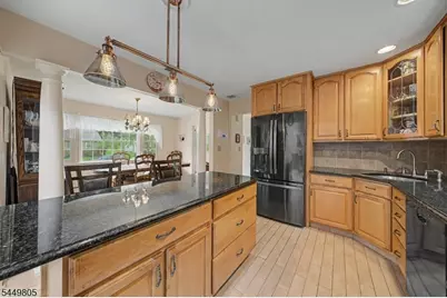 34 Cavell Place, West Caldwell, NJ 07006 - Photo 11