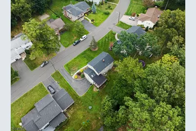 34 Cavell Place, West Caldwell, NJ 07006 - Photo 35