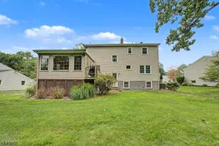 34 Cavell Pl, West Caldwell, NJ 07006 - Photo 31