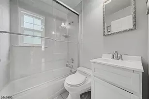 34 Cavell Pl, West Caldwell, NJ 07006 - Photo 23