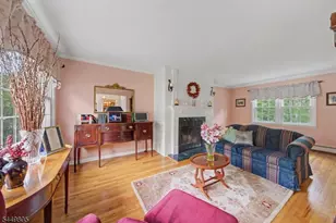 34 Cavell Pl, West Caldwell, NJ 07006 - Photo 15