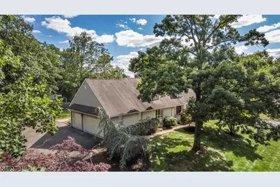 97 Poplar Dr, Hanover Township, NJ 07927 - Photo 5