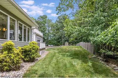 97 Poplar Dr, Hanover Township, NJ 07927 - Photo 47