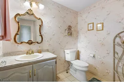 675 Raritan Rd #6, Clark Township, NJ 07066 - Photo 13