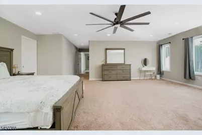 24 Beverly St, Parsippany, NJ 07950 - Photo 25