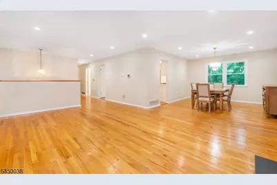 11 Southview Rd, Randolph Township, NJ 07869 - Photo 3