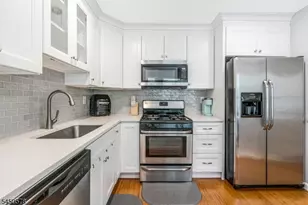 208 Cypress Ln, East Brunswick Township, NJ 08816 - Photo 9