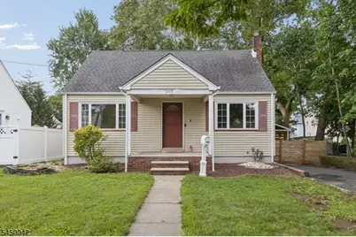 149 Severin Ct, Cranford Township, NJ 07016 - Photo 3