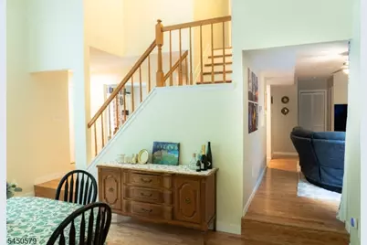54 Cherrywood Dr, Franklin Township, NJ 08873 - Photo 9