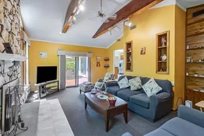 95 Wendt Ln, Wayne, NJ 07470 - Photo 3