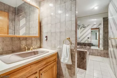 95 Wendt Ln, Wayne, NJ 07470 - Photo 13