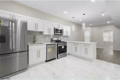 172 Godwin Ave, Paterson, NJ 07501 - Photo 3