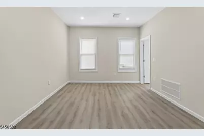 172 Godwin Ave, Paterson, NJ 07501 - Photo 21