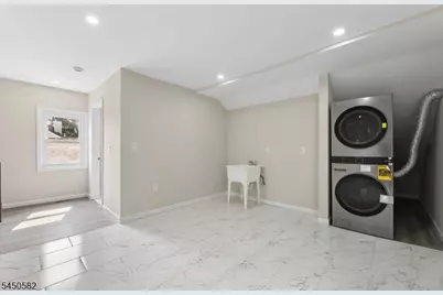 172 Godwin Ave, Paterson, NJ 07501 - Photo 29