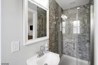 19 Evelyn Ct #2, Maplewood, NJ 07040 - Photo 7