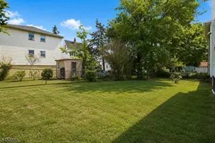 19 Evelyn Ct, Maplewood, NJ 07040 - Photo 11