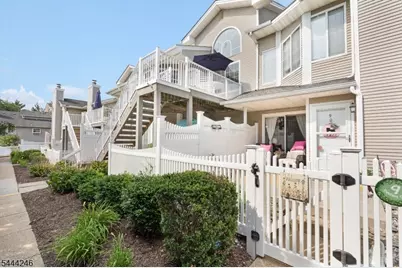 8 Bentley Court, Bedminster Township, NJ 07921 - Photo 17