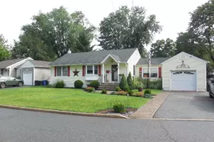 65 Fernwood Crescent, Riverdale, NJ 07457 - Photo 1
