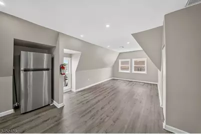 467-469 Summer Ave #3, Newark, NJ 07104 - Photo 9
