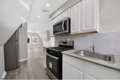 467-469 Summer Ave #3, Newark, NJ 07104 - Photo 13