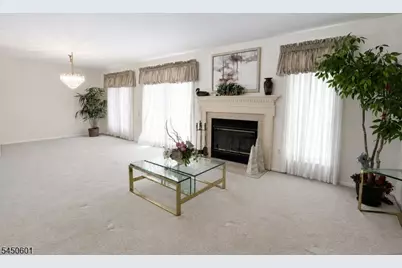 96 Easedale Rd, Wayne Twp., NJ 07470 - Photo 9