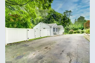 111 Boonton Ave, Butler, NJ 07405 - Photo 27